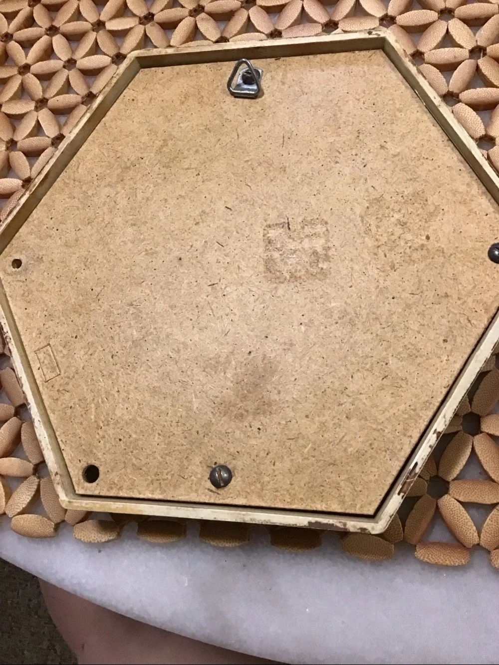 Vintage Hexagonal Woven Wooden Frame Wall Mirror in Brown Sz Approx, 9”x8